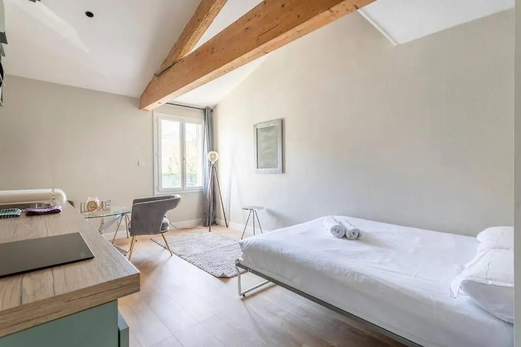 Apartment 106Jar - Gris - 6 - Studio Equipes - Proche Calanque Marseille
